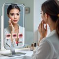 découvrez les miroirs connectés, l'outil innovant pour tester votre maquillage avec précision et en temps réel, pour un look parfait à chaque application.